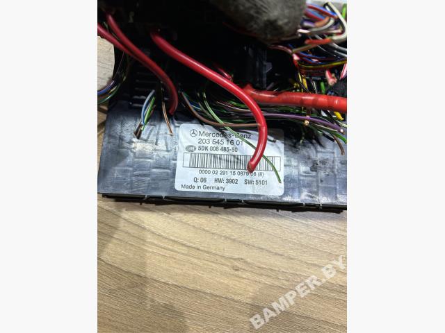 product-media-img
