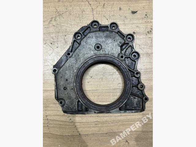 Крышка двигателя задняя