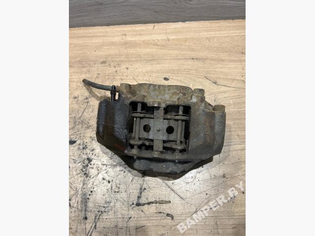 Суппорт передний правый