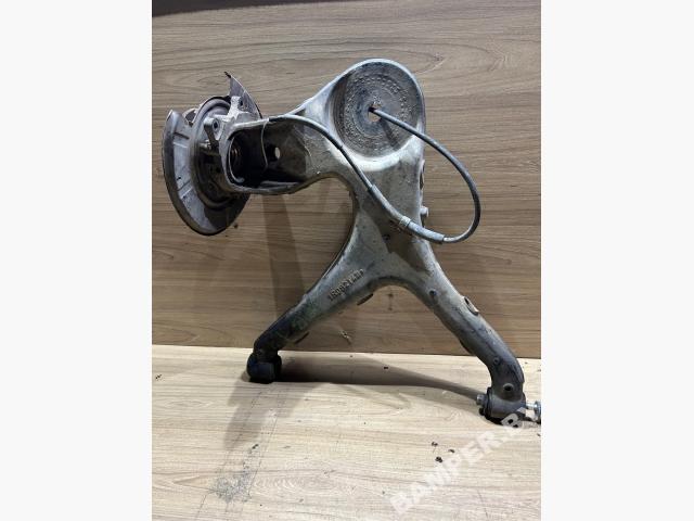 Рычаг задний правый