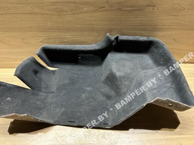 Обшивка багажника