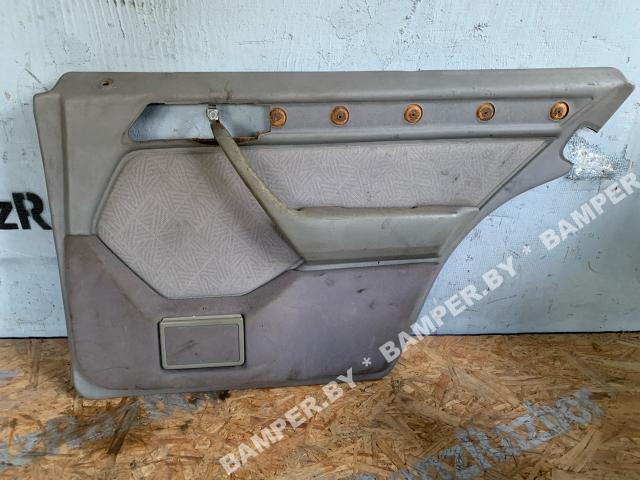 Обшивка двери задней правой (дверная карта)