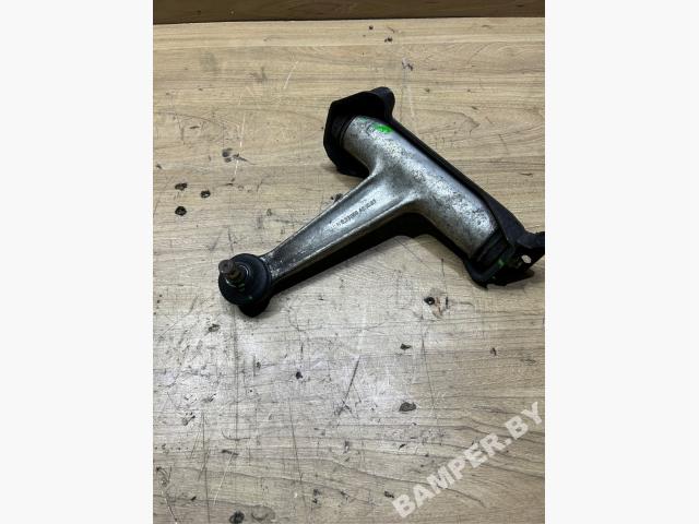 Рычаг передний правый