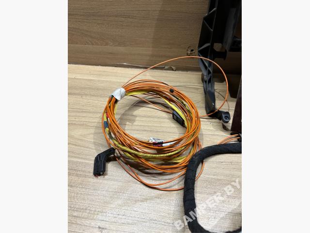 product-media-img