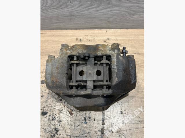 Суппорт передний левый