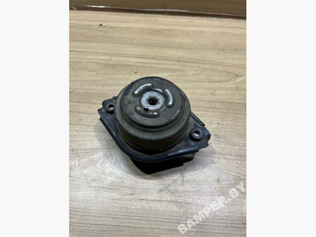 Подушка крепления двигателя