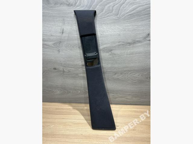 Обшивка стойки центральной левой