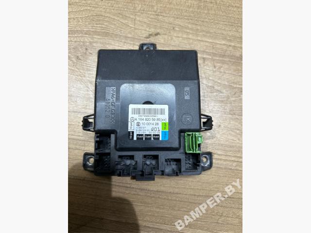 Блок управления двери передней правой