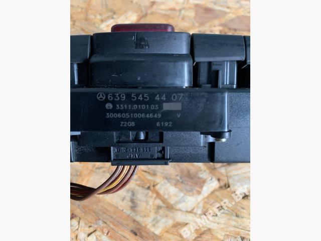 product-media-img