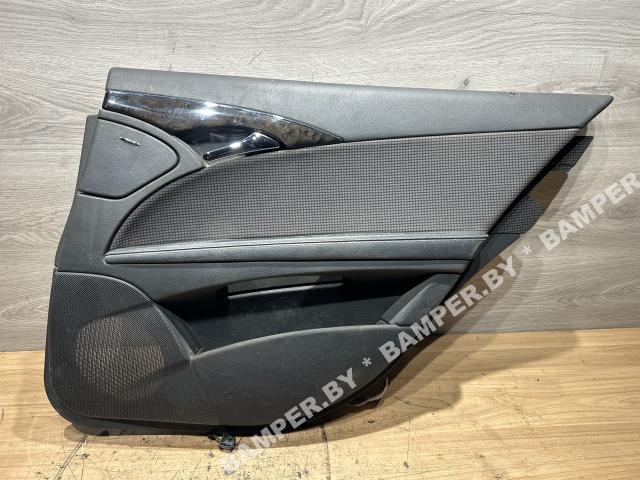 Обшивка двери задней правой (дверная карта)