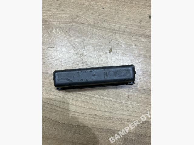 product-media-img