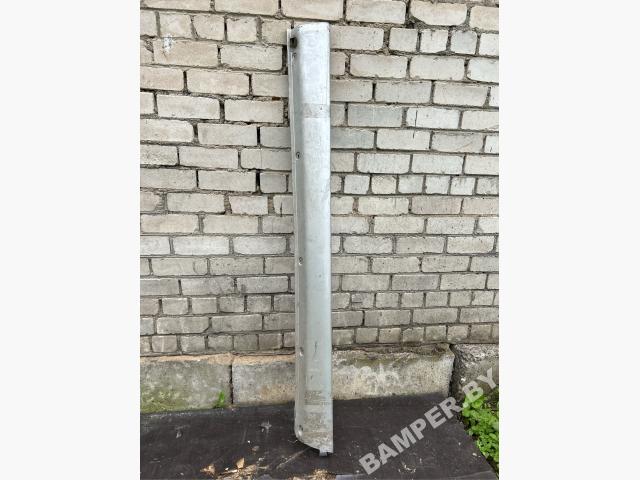 Накладка на порог наружная правая