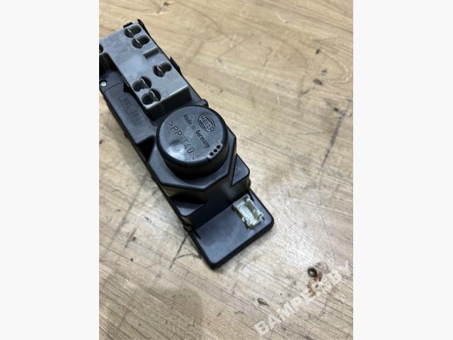 product-media-img