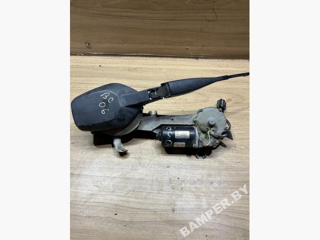 Механизм стеклоочистителя (трапеция дворников)